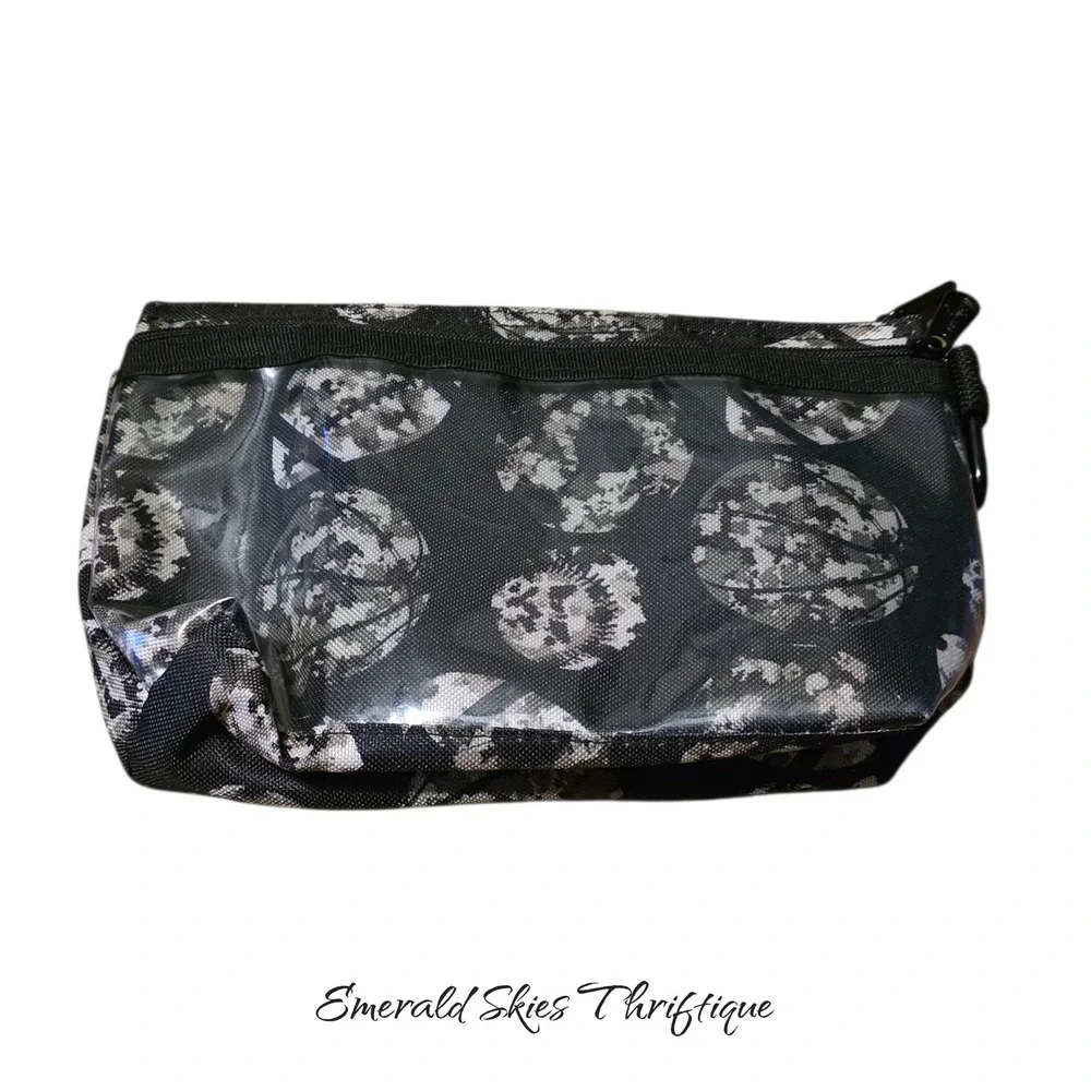 THIRTY ONE CLEAR CLIP POUCH PLAY BALL. Free shipping